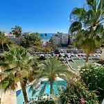 Lägenhet Luxury 2 Bedrooms In La Carihuela 20 Meters In From Of