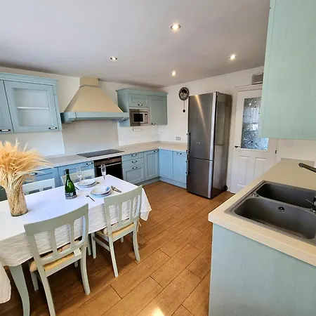 Апартаменты Luxury 2 Bedrooms In La Carihuela 20 Meters In From Of *