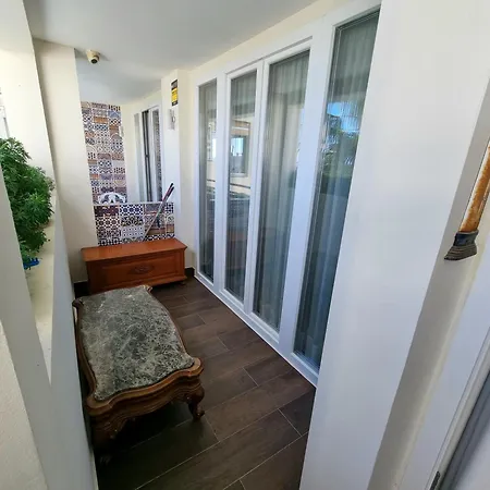 Luxury 2 Bedrooms In La Carihuela 20 Meters In From Of Lejlighed